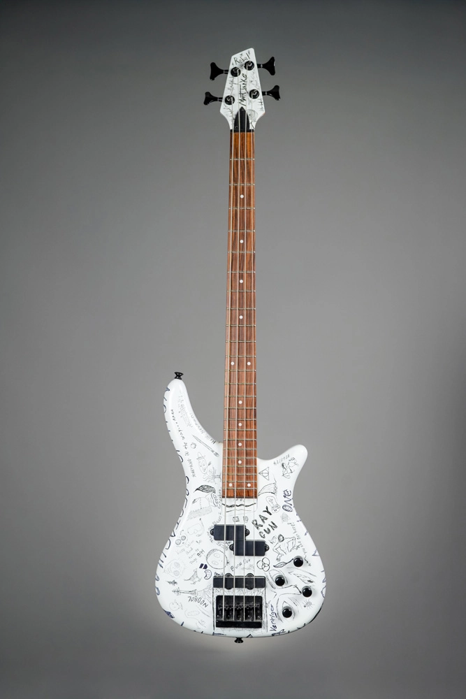 Whiteboard Bass Guitar